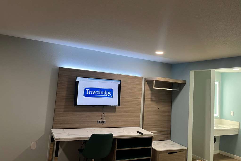 Travelodge by Wyndham Fairplex Pomona - photo 12