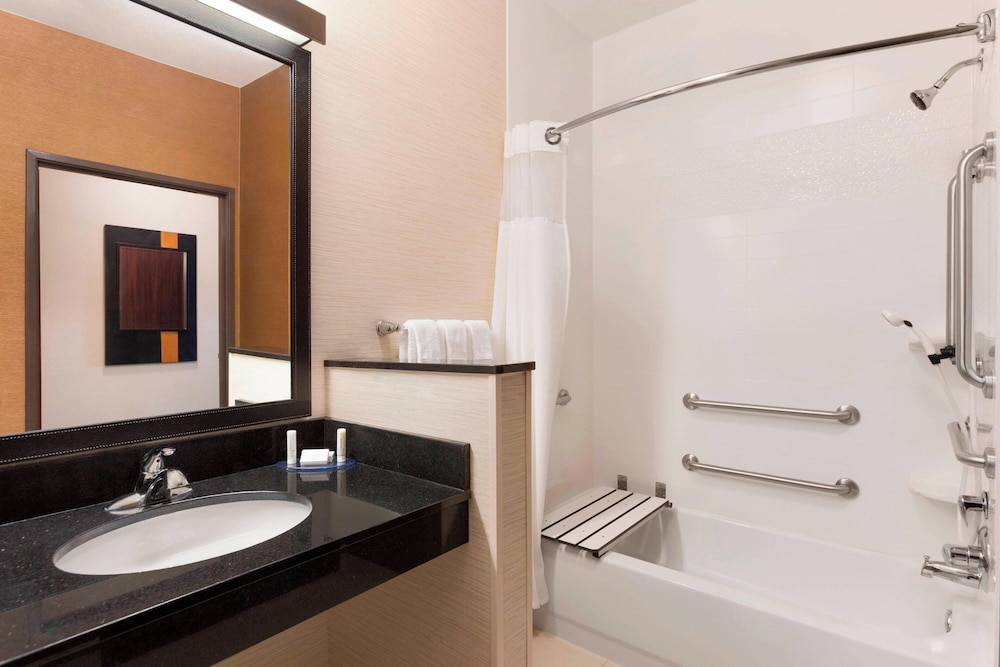 Fairfield Inn & Suites Mankato - photo 15