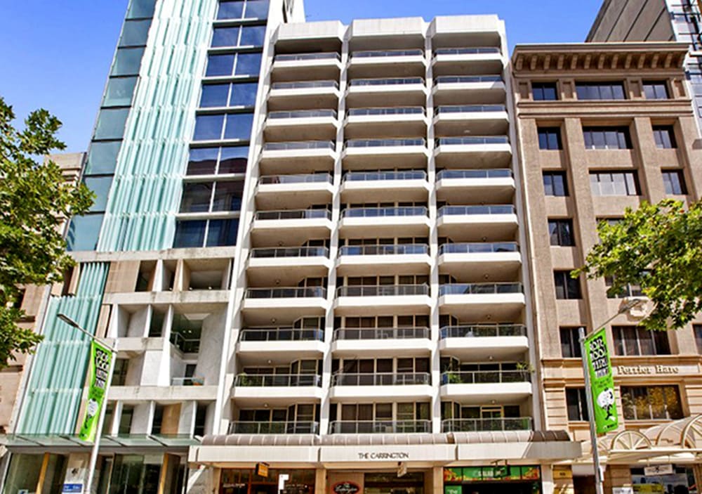 Sydney CBD 2 Bedroom Apartment with Balcony — 4-Star Luxury Hotel in Sydney, Australia