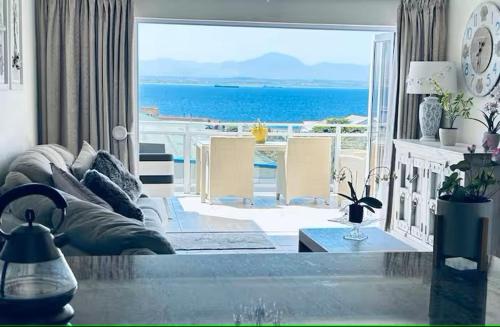 Bayview Manor — 4-Star Luxury Hotel in Mossel Bay, South Africa