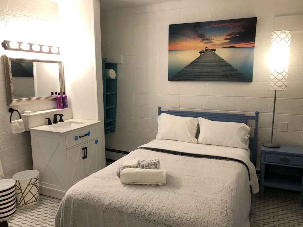 Rolling Hills Motel - photo 5