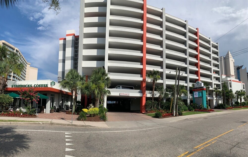 Escape to Grand Cayman Resort 559 - featured photo