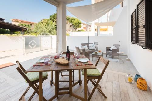 Casa Ono Appartamento con 2 Camere e 2 bagni in centro abitato — 4-Star Luxury Hotel in Orosei, Italy