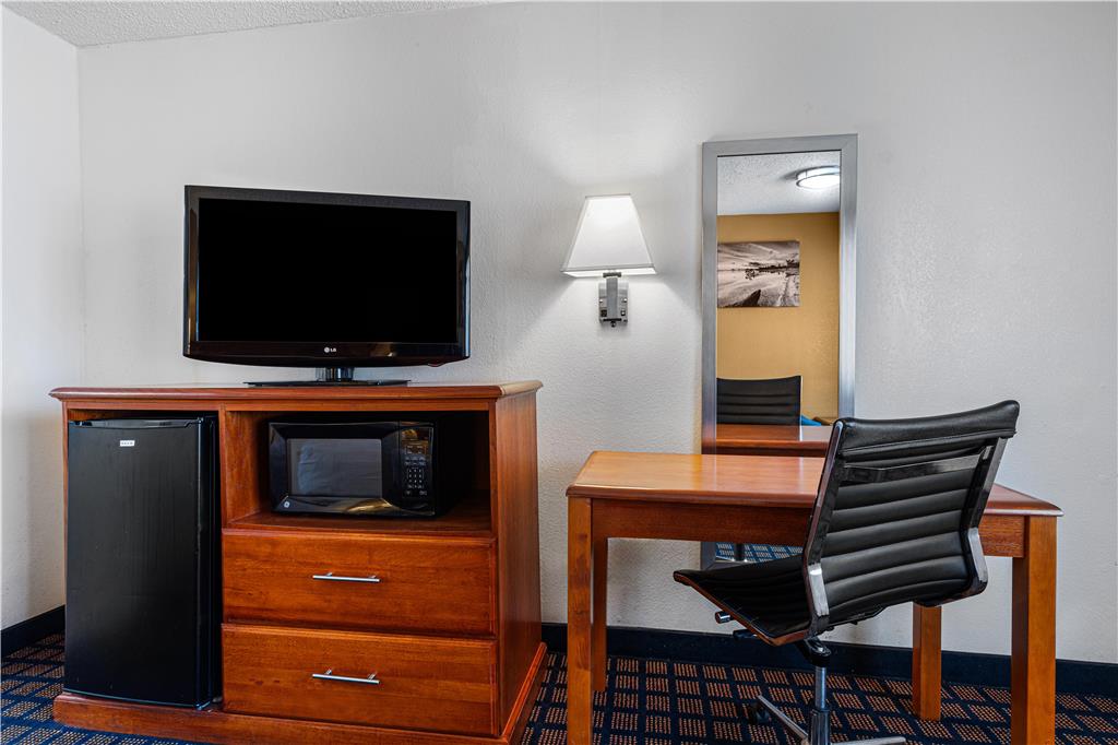 Best Western Palestine Inn - photo 21