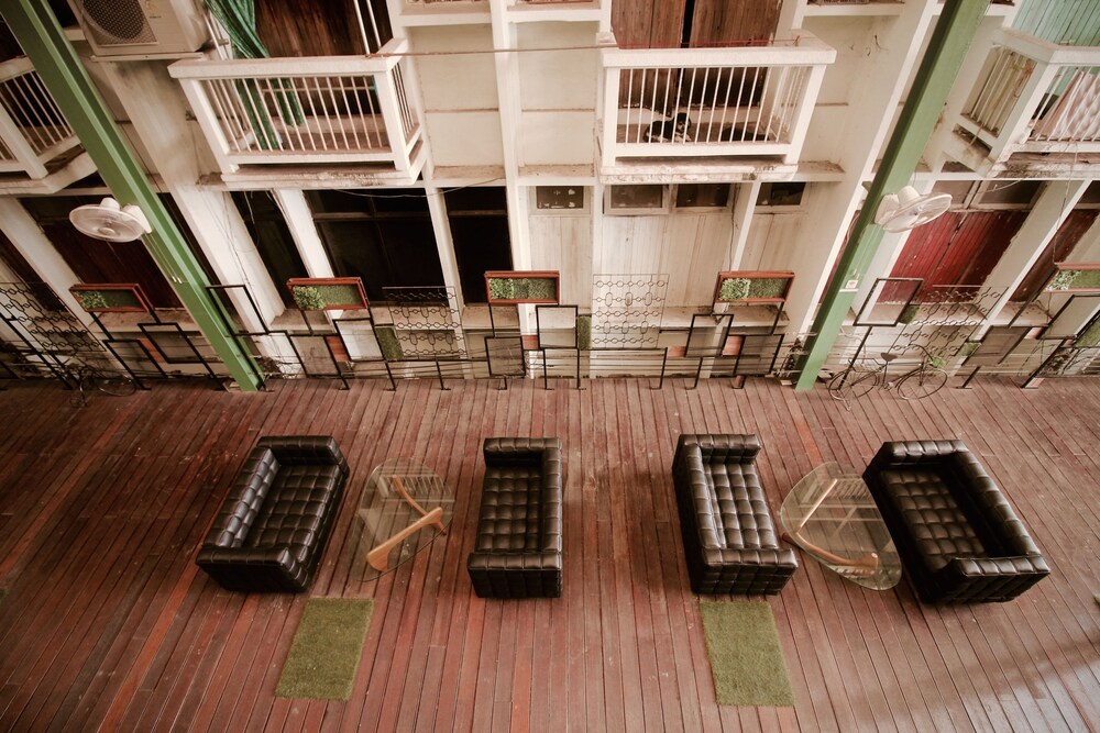 Art Hotel Sanamchai