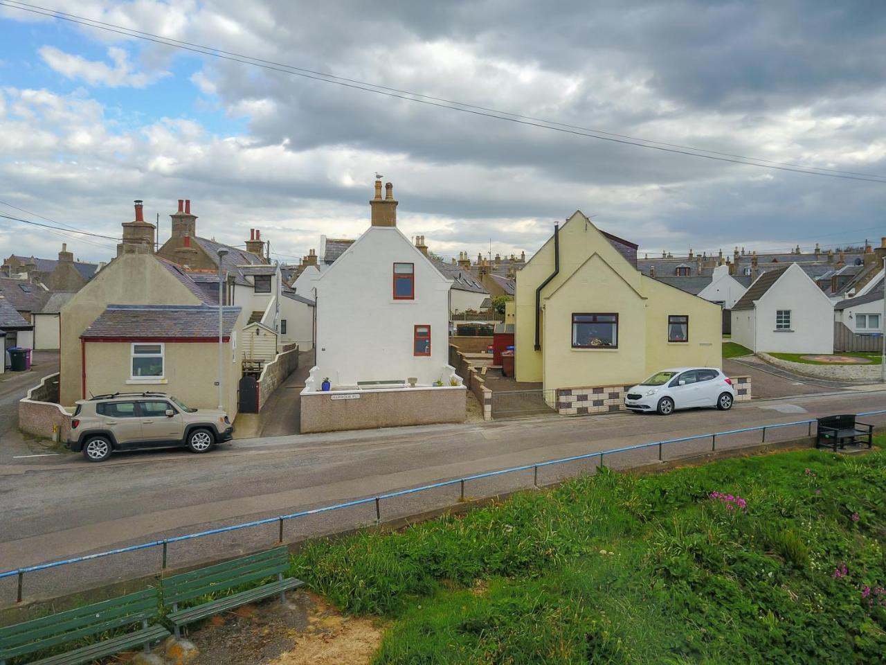 Portknockie 17 Harbour Place Refurbished for 2025 Season in Buckie, United Kingdom