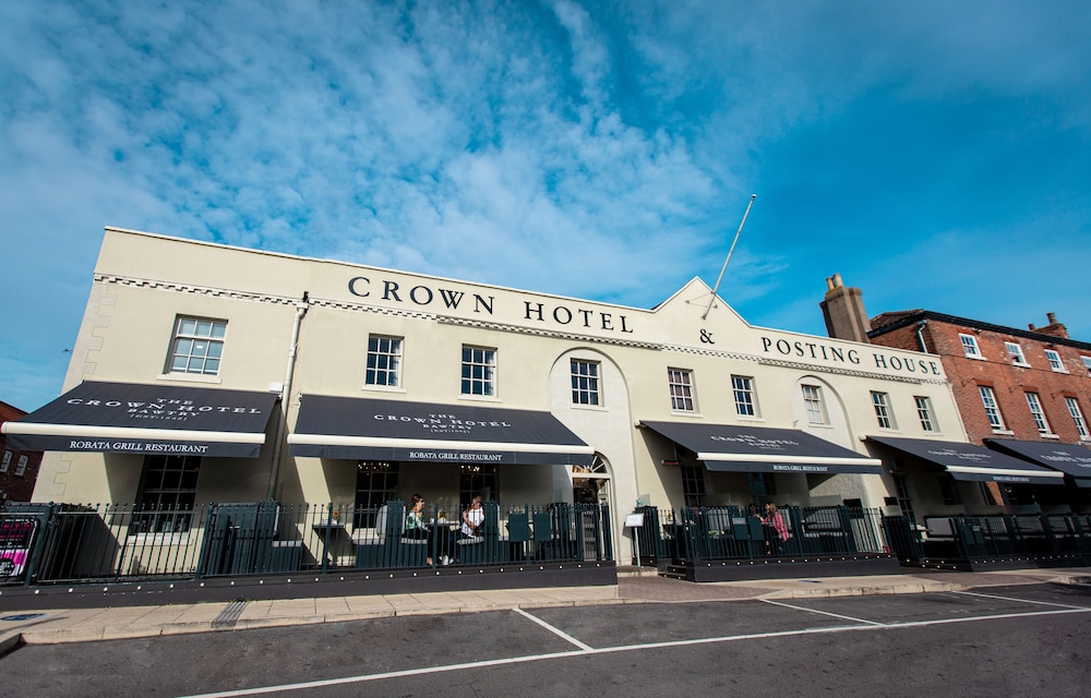 The Crown Hotel Bawtry Doncaster — 4-Star Luxury Hotel in Doncaster, United Kingdom