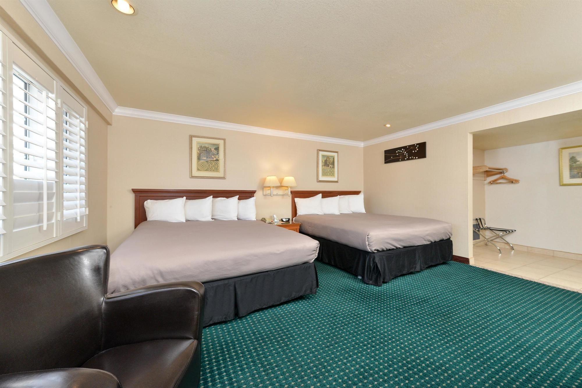 Hotel Heritage - photo 26