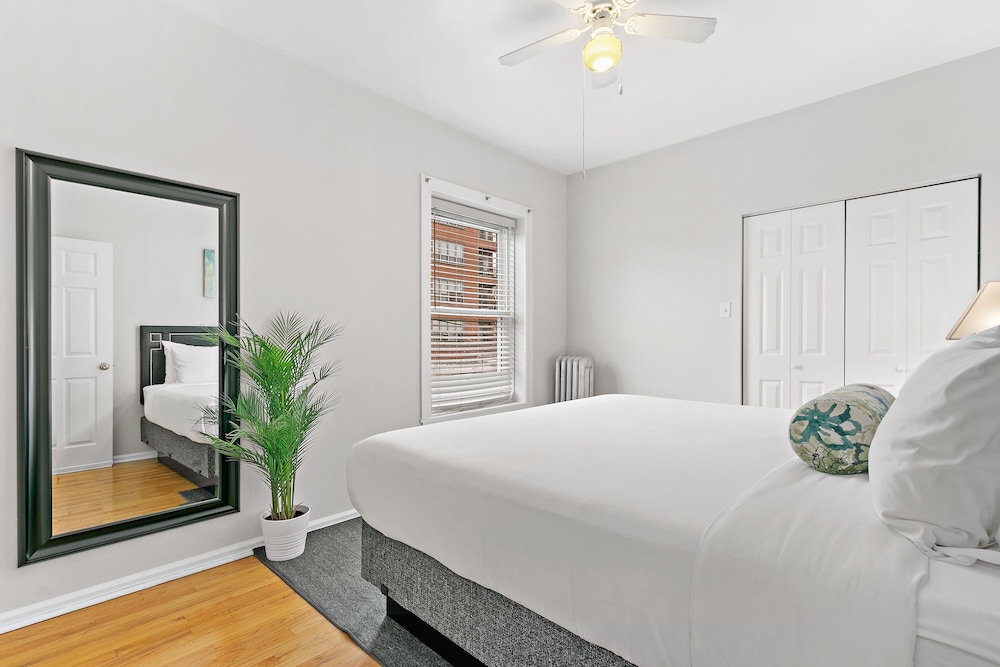 King Bed Full Kitchen Rogers Park 5mins Loyola - photo 11