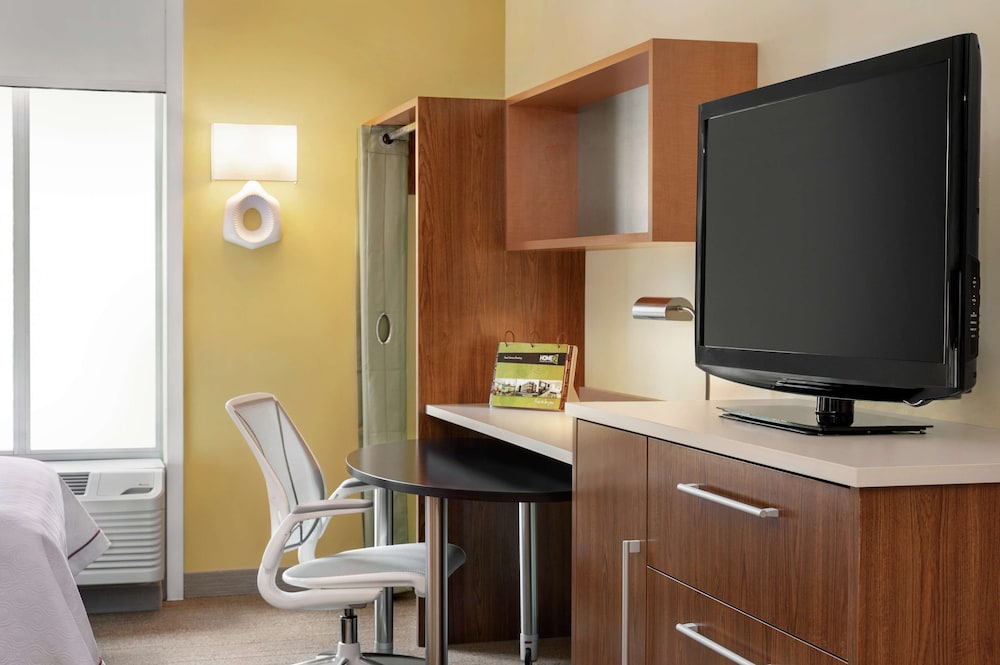 Home2 Suites by Hilton Biloxi North D'Iberville - photo 6