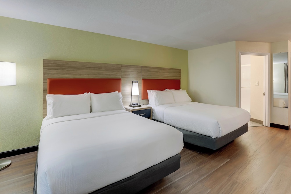 Candlewood Suites Lexington by IHG - photo 7