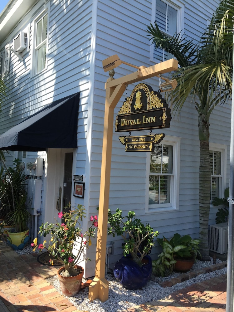 Duval Inn - photo 82