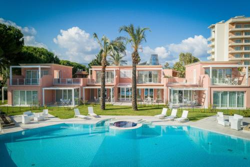 Appartamento Tramontana Portorosa Residence Delfino — 4-Star Luxury Hotel in Furnari, Italy