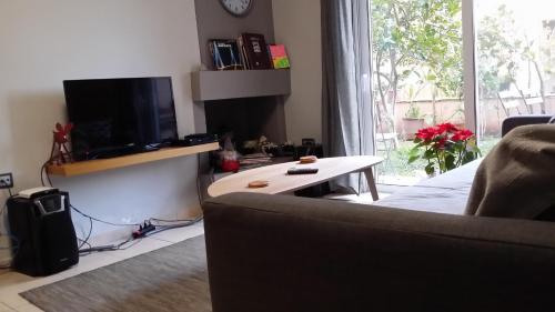 Athenian apartment with garden near metro station Chalandri Nu 3 — 4-Star Luxury Hotel in Athens, Greece