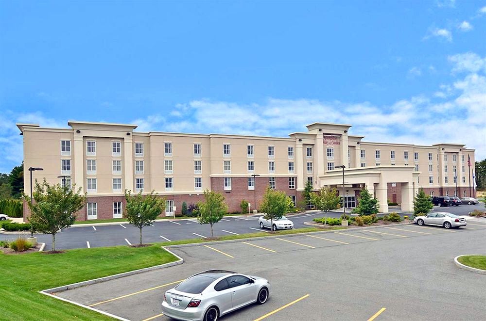 Hampton Inn & Suites Plymouth - photo 70