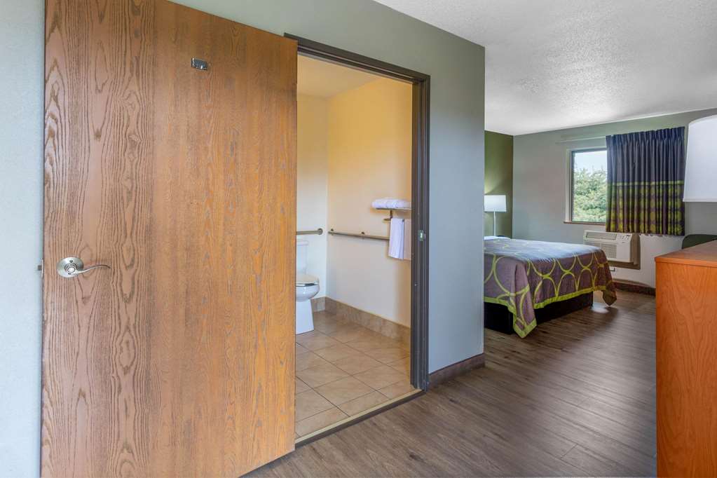 Super 8 by Wyndham Abingdon VA - photo 18