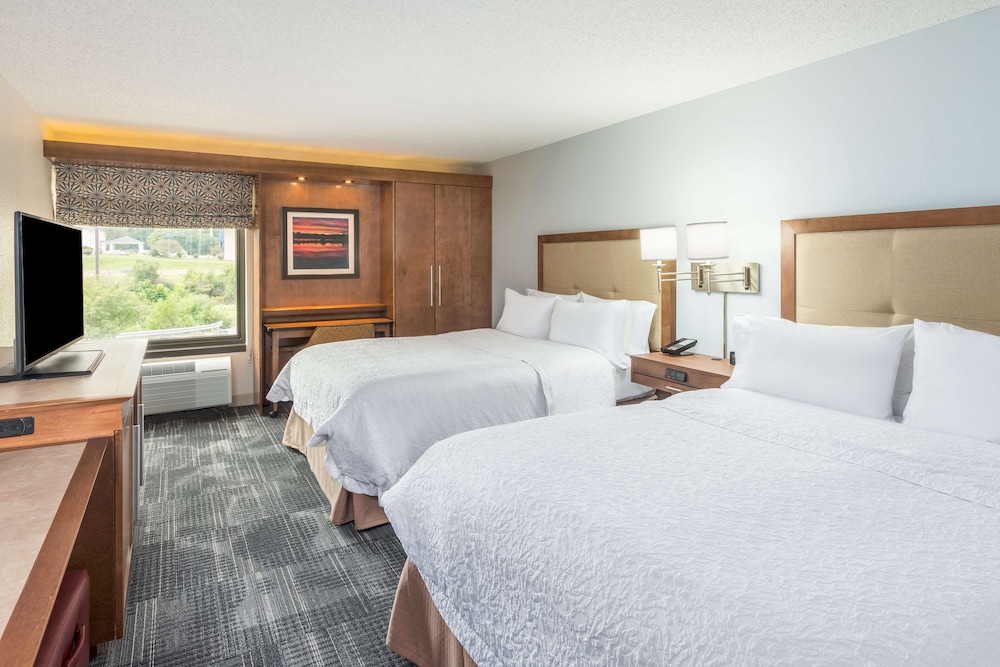 Hampton Inn Columbia - photo 16