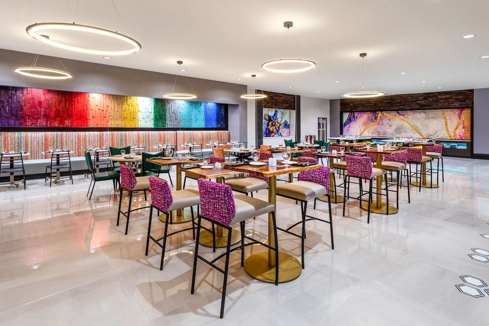 Hilton Garden Inn Hays - photo 21
