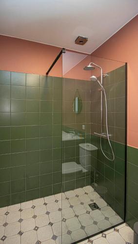 Chic Abanotubani Apt Prime Location By Wehost