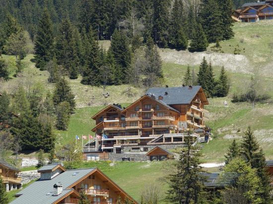 Hotel L’Helios — Les Allues — photo 2