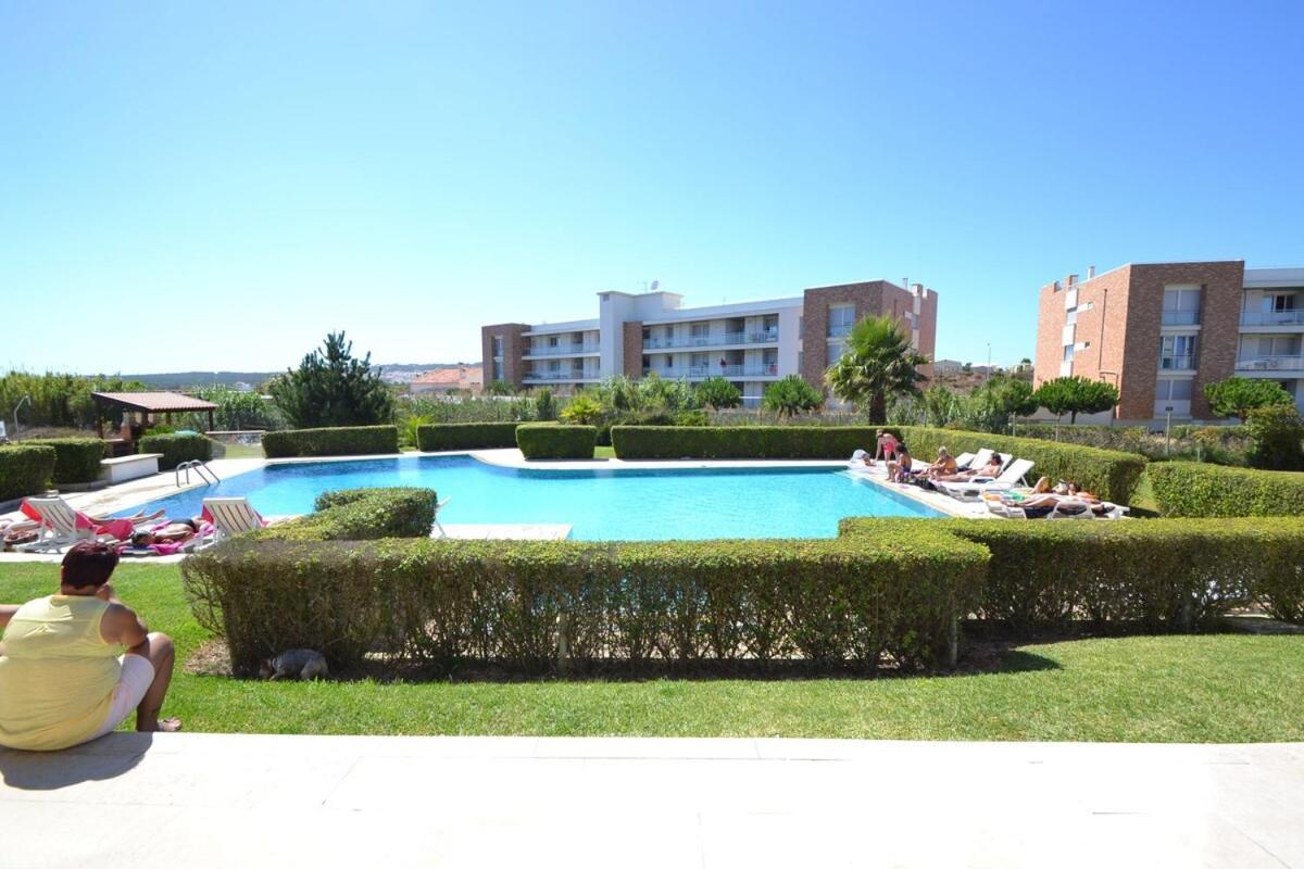 Casa de Sao Martinho T3 by Smarthomes — 4-Star Luxury Hotel in Sao Martinho Do Porto, Portugal