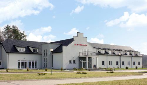 Zajazd u Marcela — hotel in Goleniow
