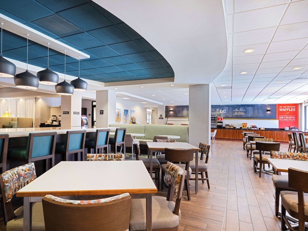 Hampton Inn Cocoa Beach Cape Canaveral - photo 34