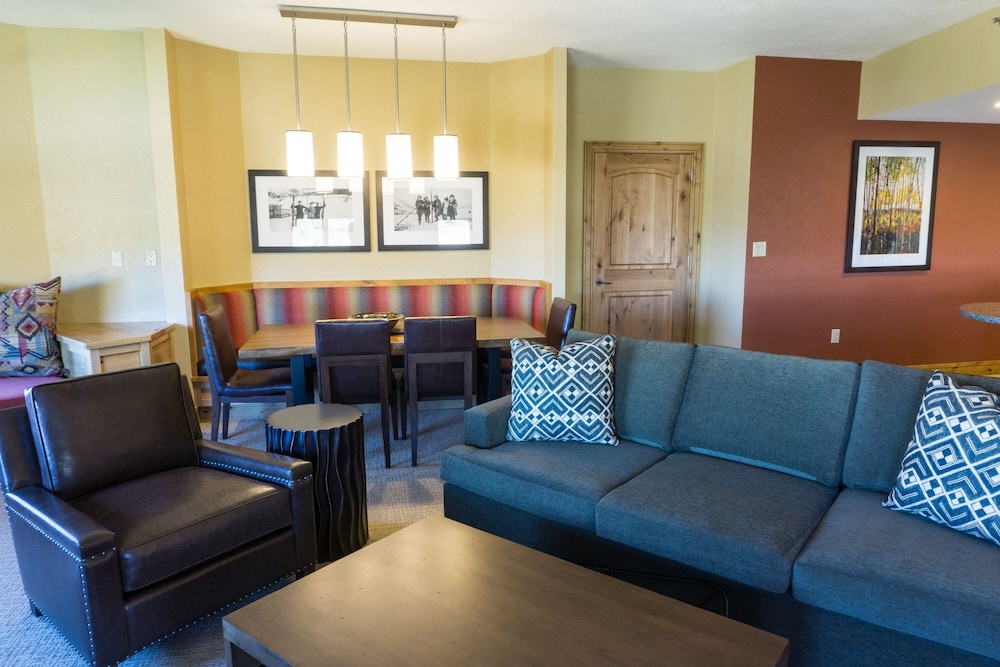 Deluxe condo in newly remodeled Grand Summit Hotel by RedAwning Save 20 on 7 Nights - photo 24