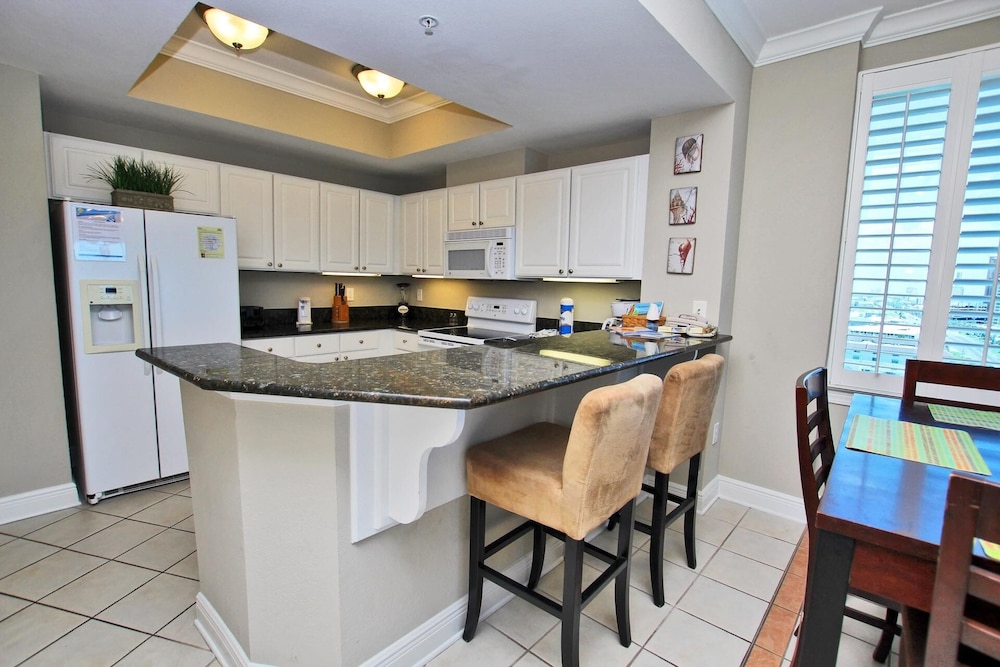 Crystal Tower 1101 - photo 14