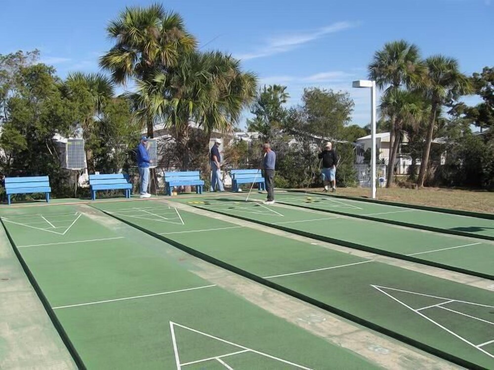 Lake Magic RV Resort - photo 23