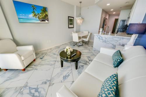Oceanfront Retreat w Stunning Views Myrtle Beach - featured photo