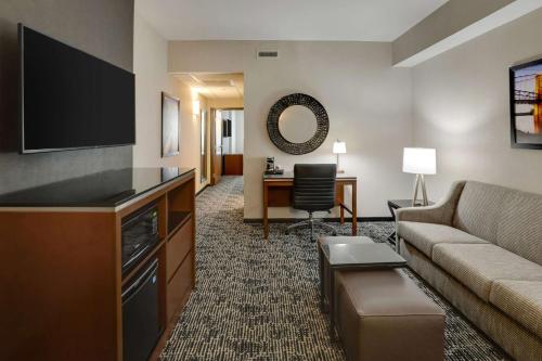 Drury Plaza Hotel Cincinnati Florence - photo 25
