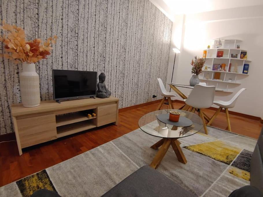 Appartamento a Roma Ristrutturato — 4-Star Luxury Hotel in Rome, Italy