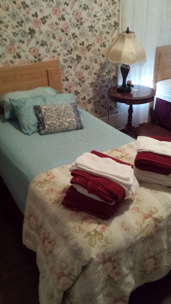 Rose Corner Inn - photo 12
