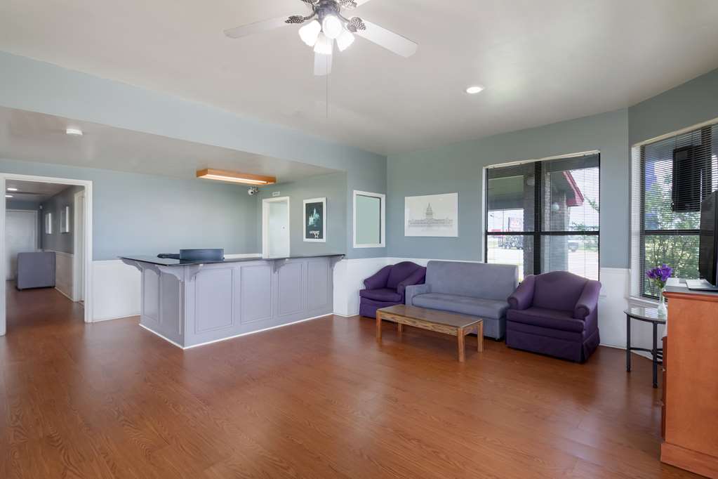 Americas Best Value Inn Lockhart TX - photo 12