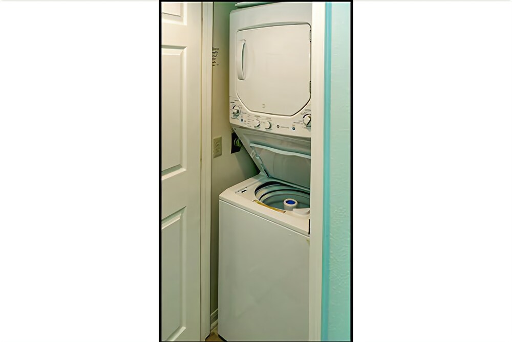 Edgewater Tower 3 Unit 308 627840 by RedAwning - photo 18