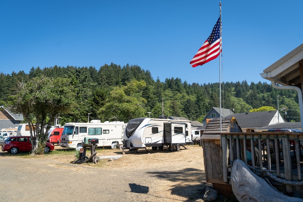 Raines Resort Cabins & RV - photo 106