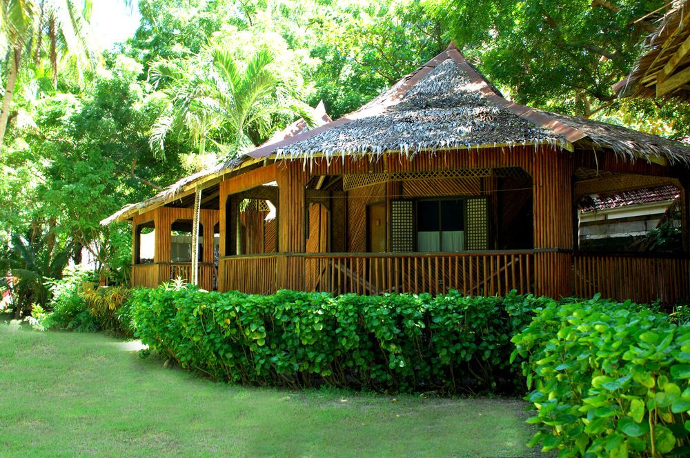 Boracay Huts - carbon neutral hotel in Malay