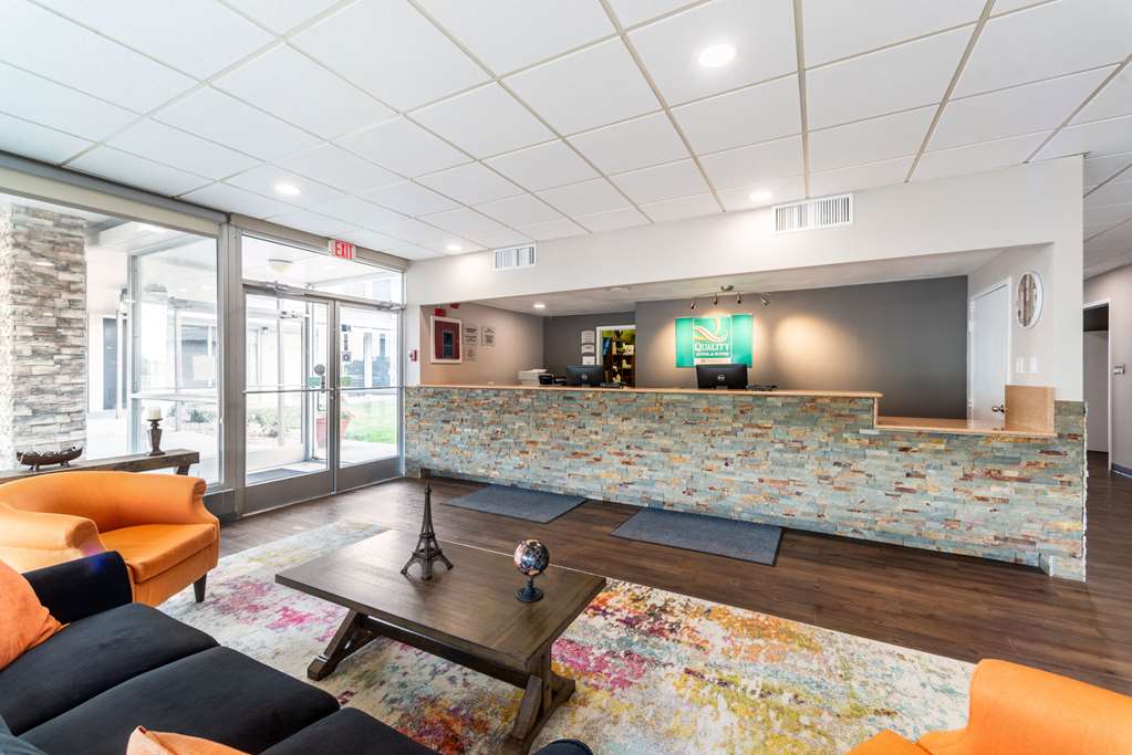 Quality Inn & Suites Vandalia near I 70 and Hwy 51 - photo 10