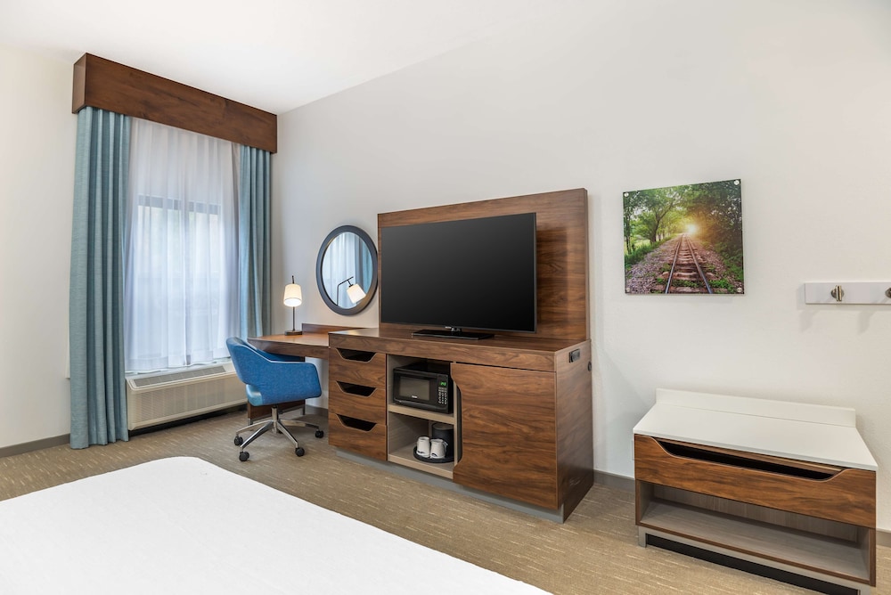 Hampton Inn Petersburg Fort Lee - photo 20