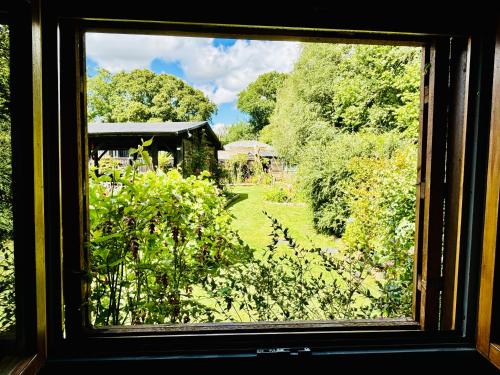 Hideaway — 4-Star Luxury Hotel in Lytchett Matravers, United Kingdom