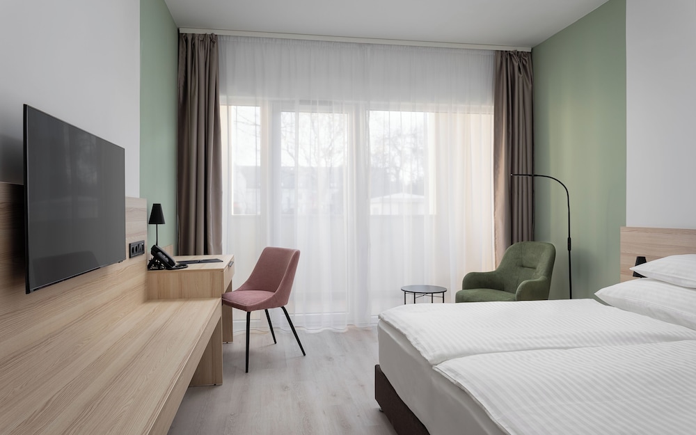 Hunguest Hotel Flora — Eger — photo 5