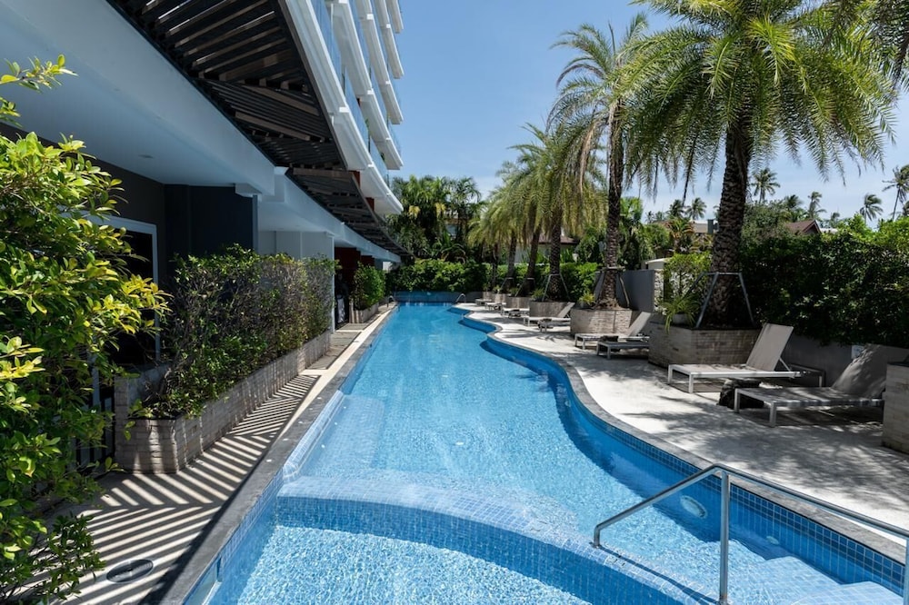 Babylon Rawai 202 — 4-Star Luxury Hotel in Rawai, Thailand