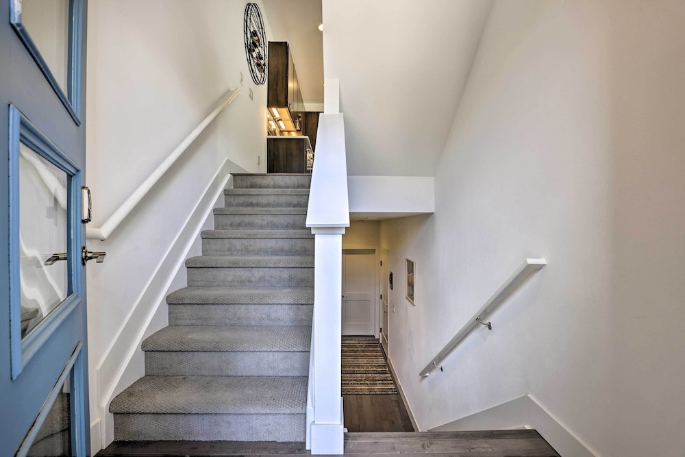 Modern Townhome 4 Mi to Winter Park Resort Fraser - photo 3