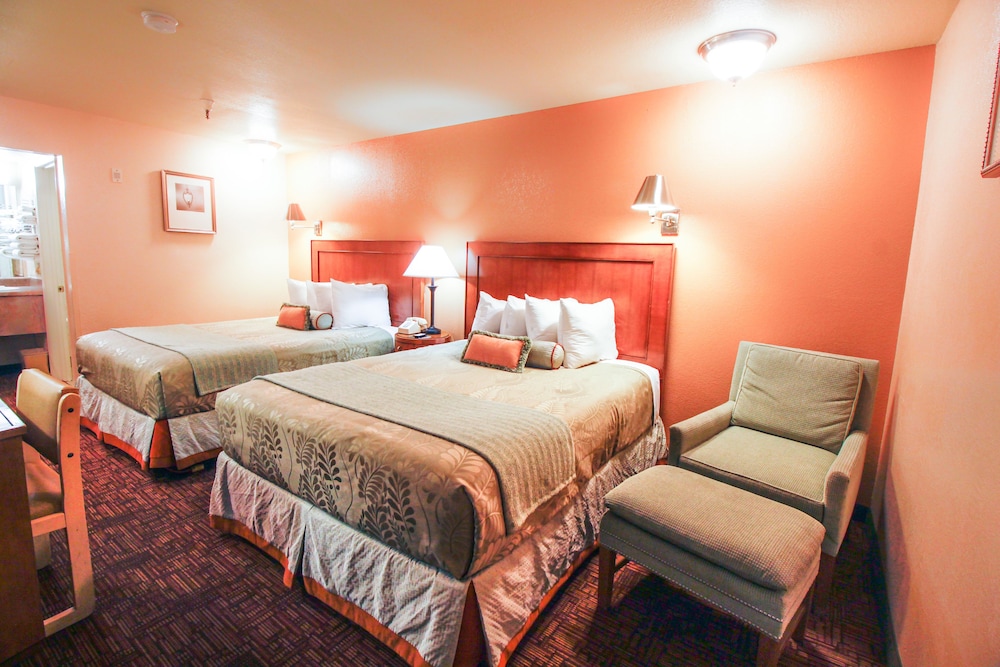 Heritage Inn La Mesa - photo 14