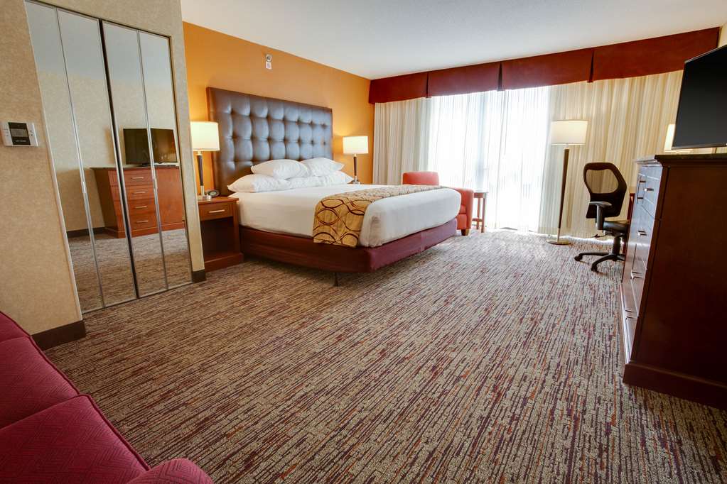 Drury Inn & Suites Terre Haute - photo 13