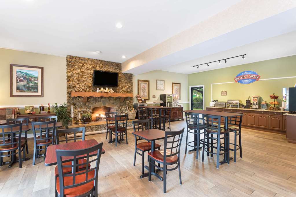 Baymont by Wyndham Helen - photo 15