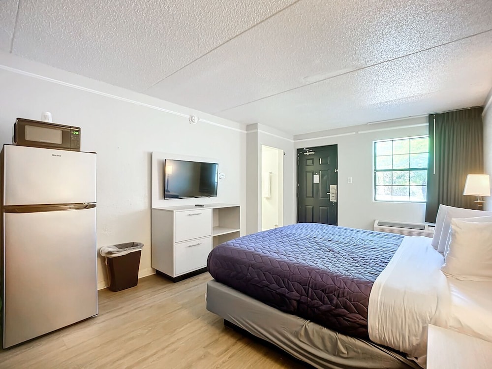 Stayable Suites Jacksonville - photo 34