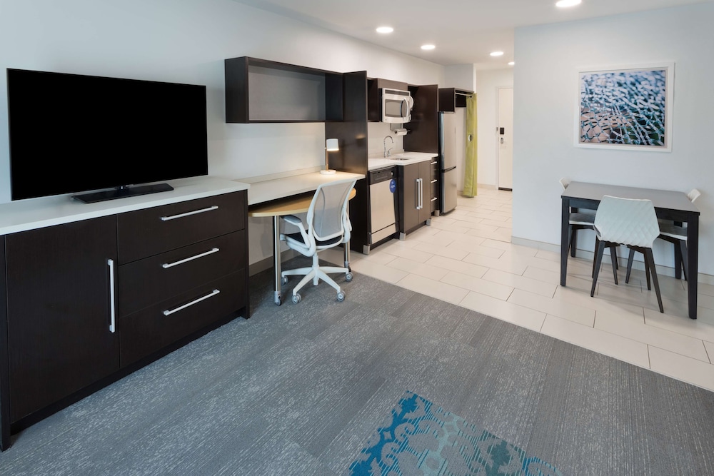 Home2 Suites by Hilton Columbus GA - photo 6