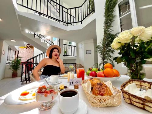 Hotel Bombay in Banos, Ecuador